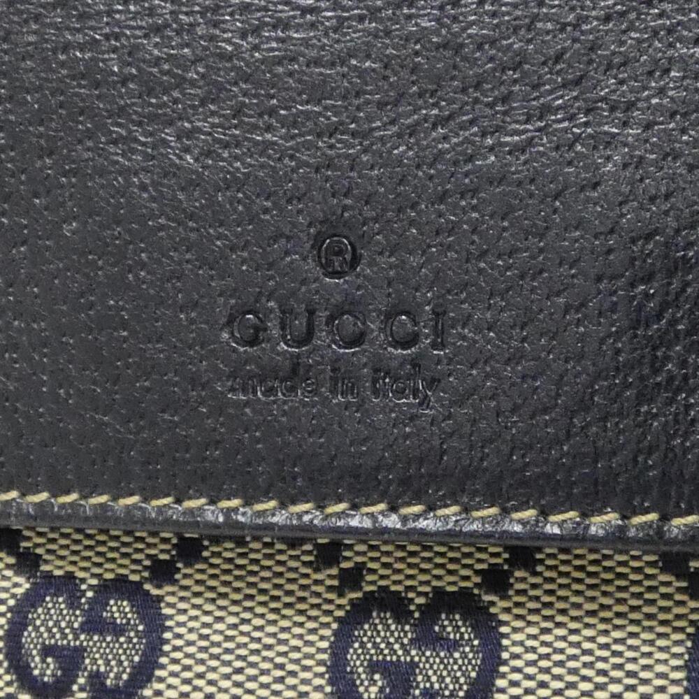 GUCCI Cream Fanny Pack - Picture 4 of 10